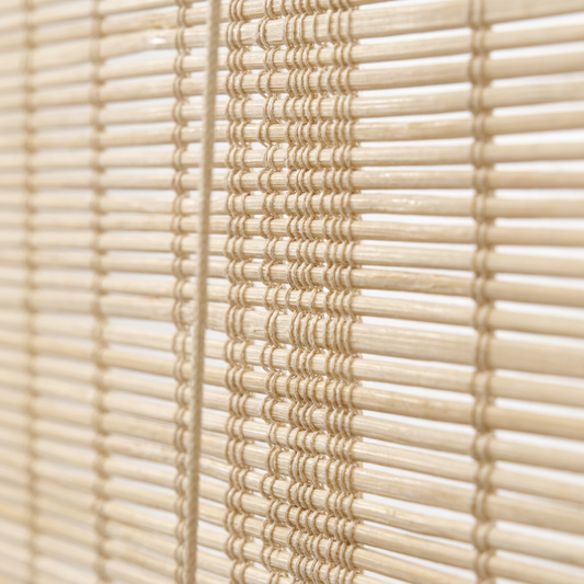 Bamboo Roller Blind Sun Protection Privacy Screen Side Pull Blind Light Filter Ventilation Blackout Blind for Window Door Patio